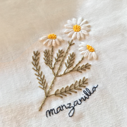 Masterclass Plantas Medicinales: Lavanda y manzanilla por @universo.bordado - Parque Arauco (Sábado 24.10.26 - 11:00 hrs)
