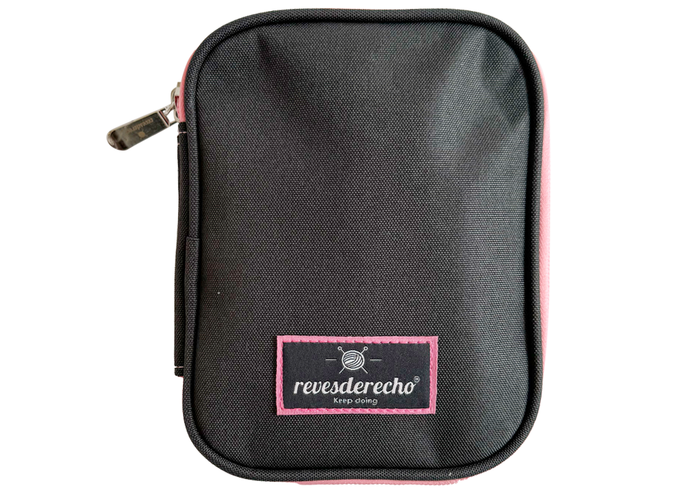 CLASSIC-estuche-crochet_1_cd7145f3-2e92-44c5-917b-bf4343087bee.png