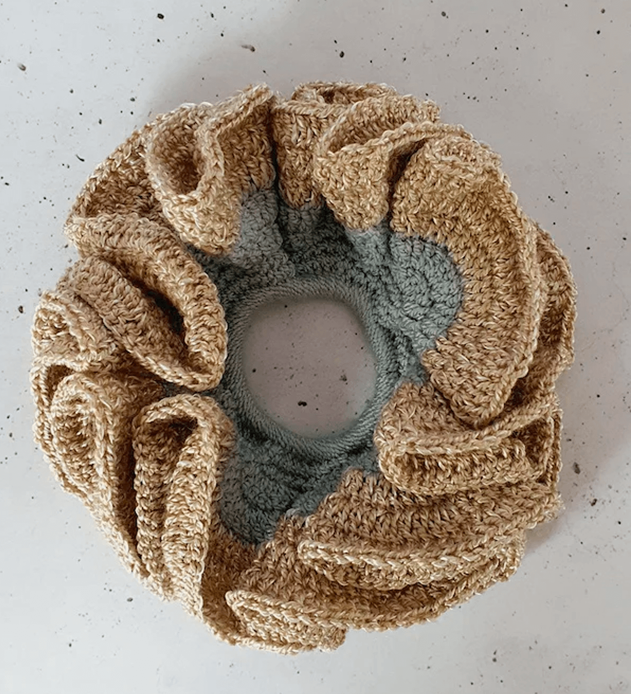 scrunchies_foto-2_4801ba4d-cc49-40d4-9605-c1c4e8704871.png